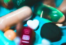 일상 속 ‘마음 건강’ 챙기기, 작은 실천이 만든 변화 a close up of pills and pills bottles